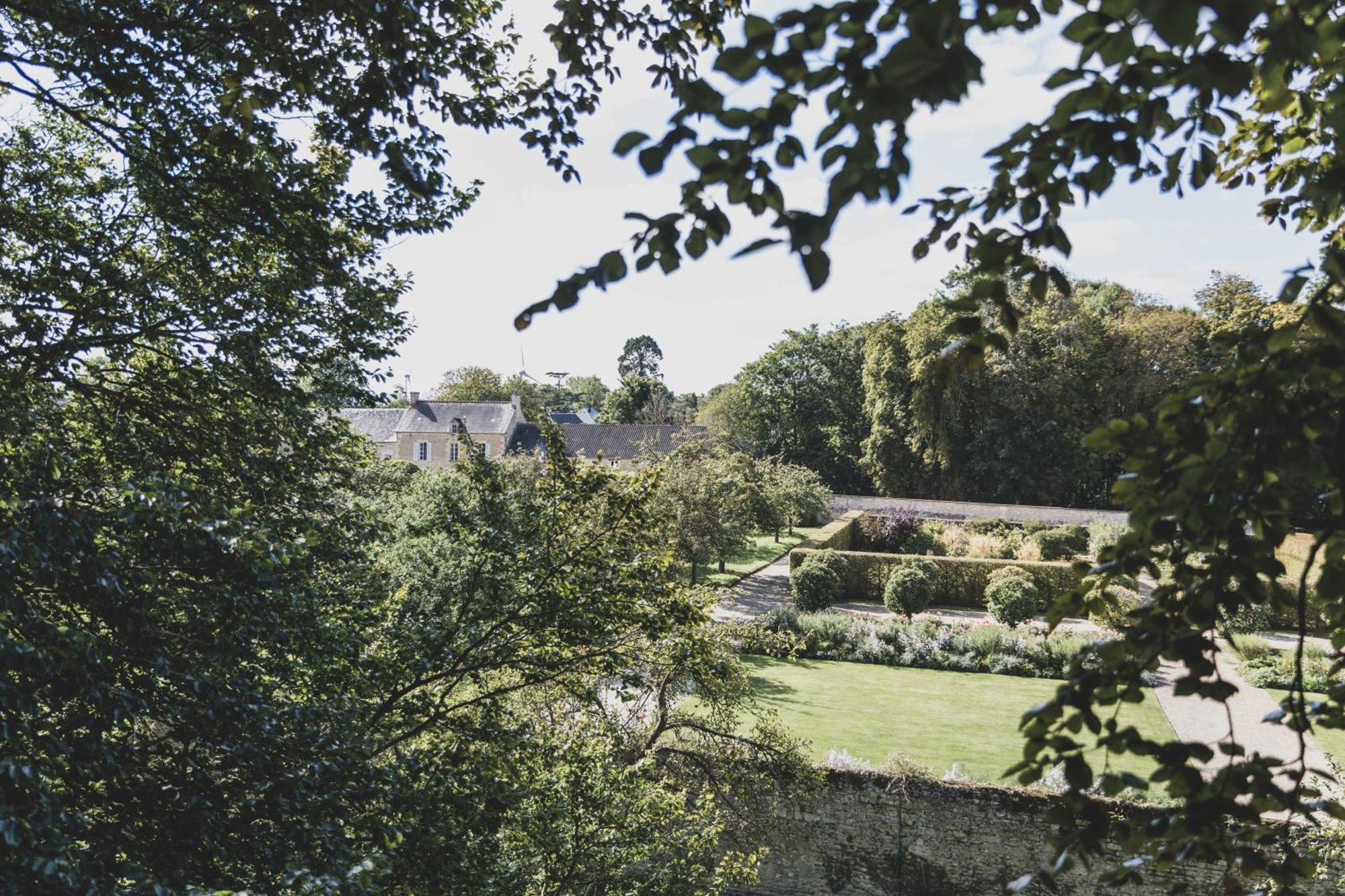 Chateau D'Audrieu Bagian luar foto
