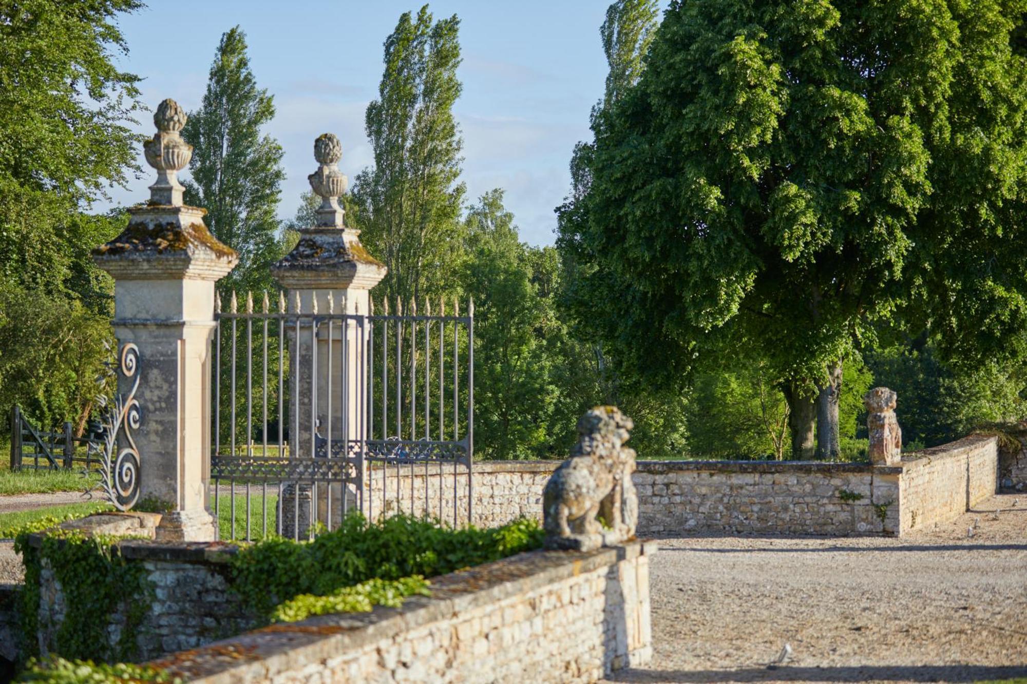 Chateau D'Audrieu Bagian luar foto
